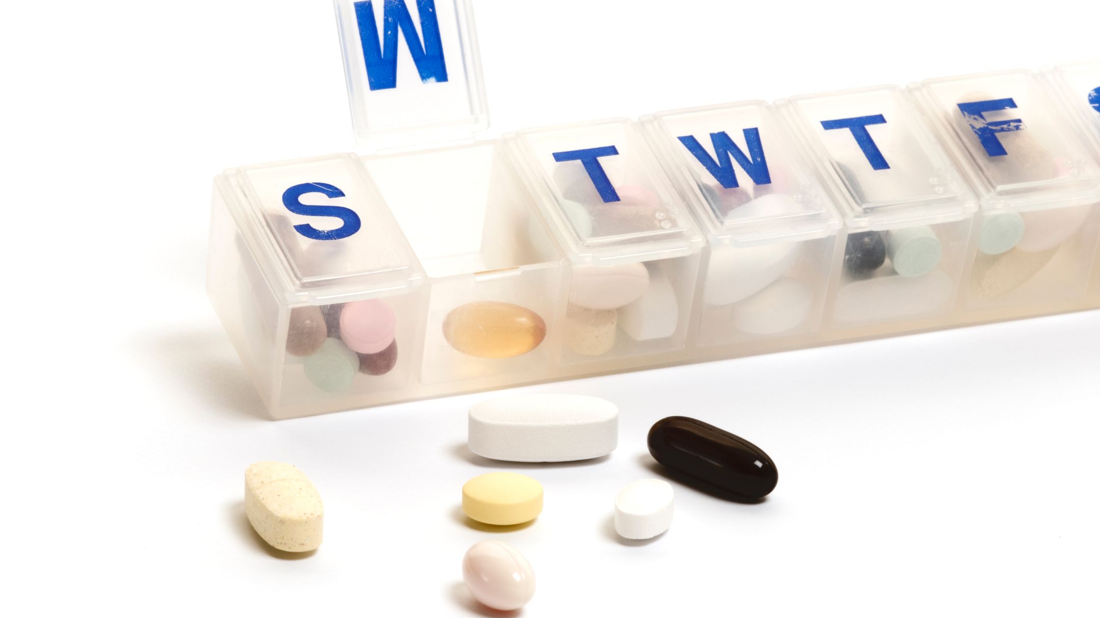 personalized daily packs vs pill organizer